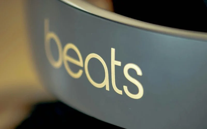 beats logo