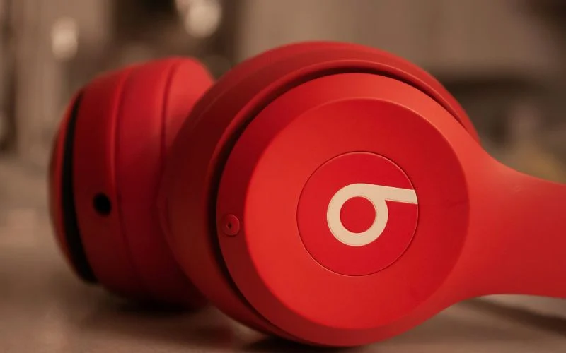 beats logo meaning and history